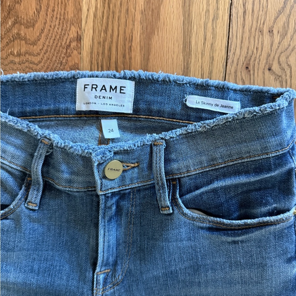 Frame Denim - Picture 2 of 3